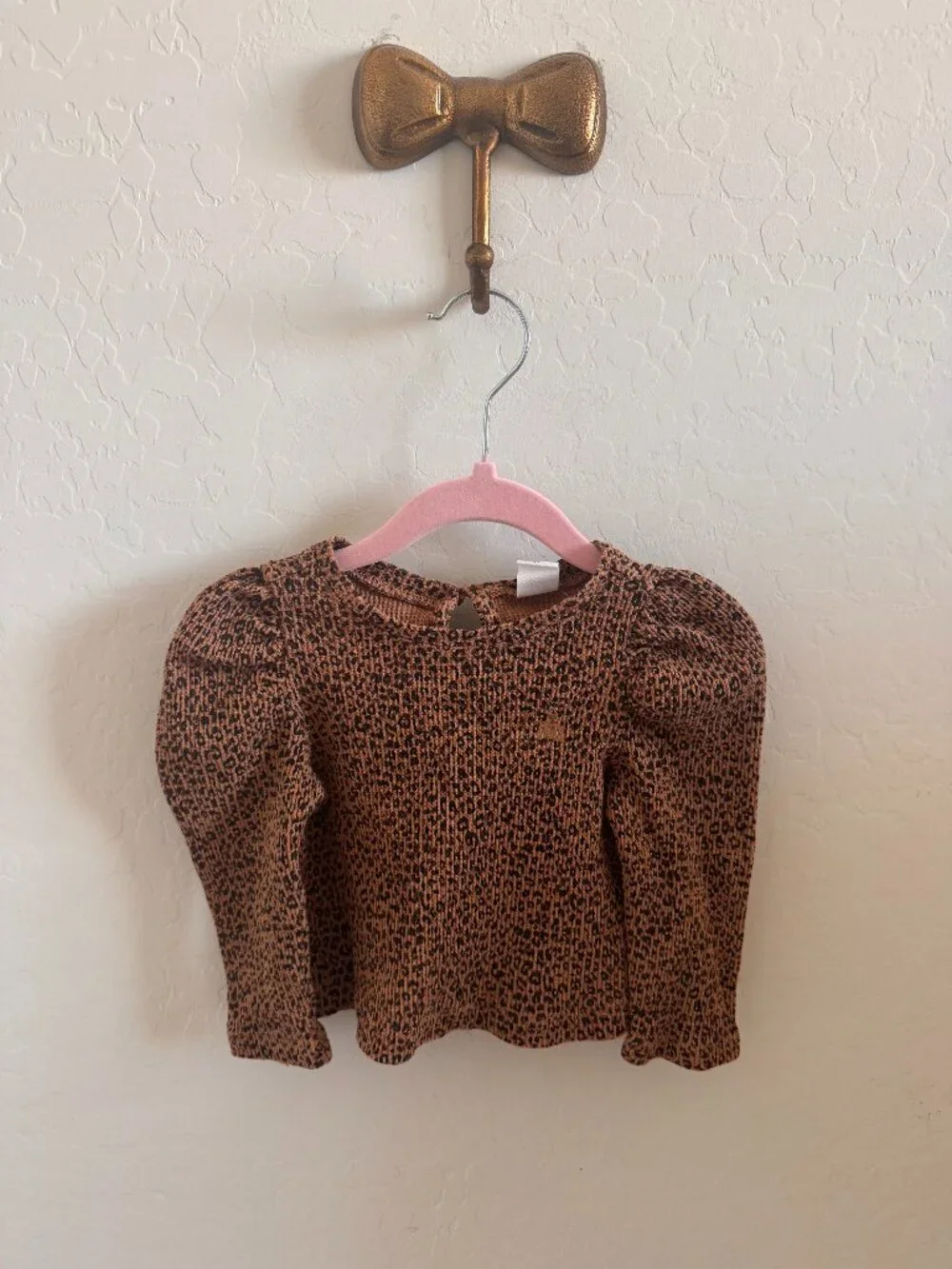 Gap toddler leopard print puff sleeve top